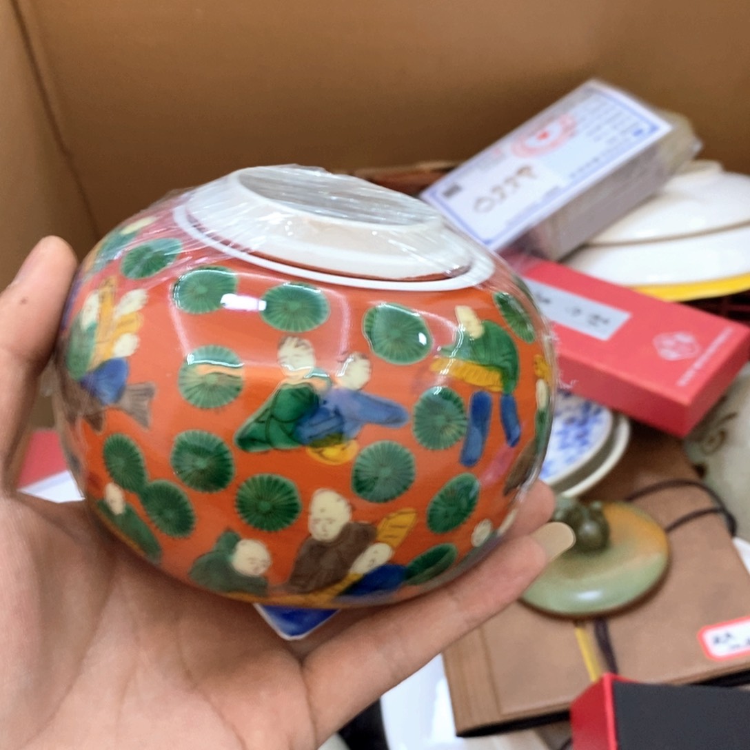 瓷片哈哈哈真的觉得有点