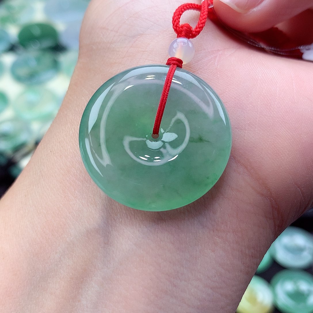 翡翠未镶嵌颈饰编号99尺寸28.2-5.8