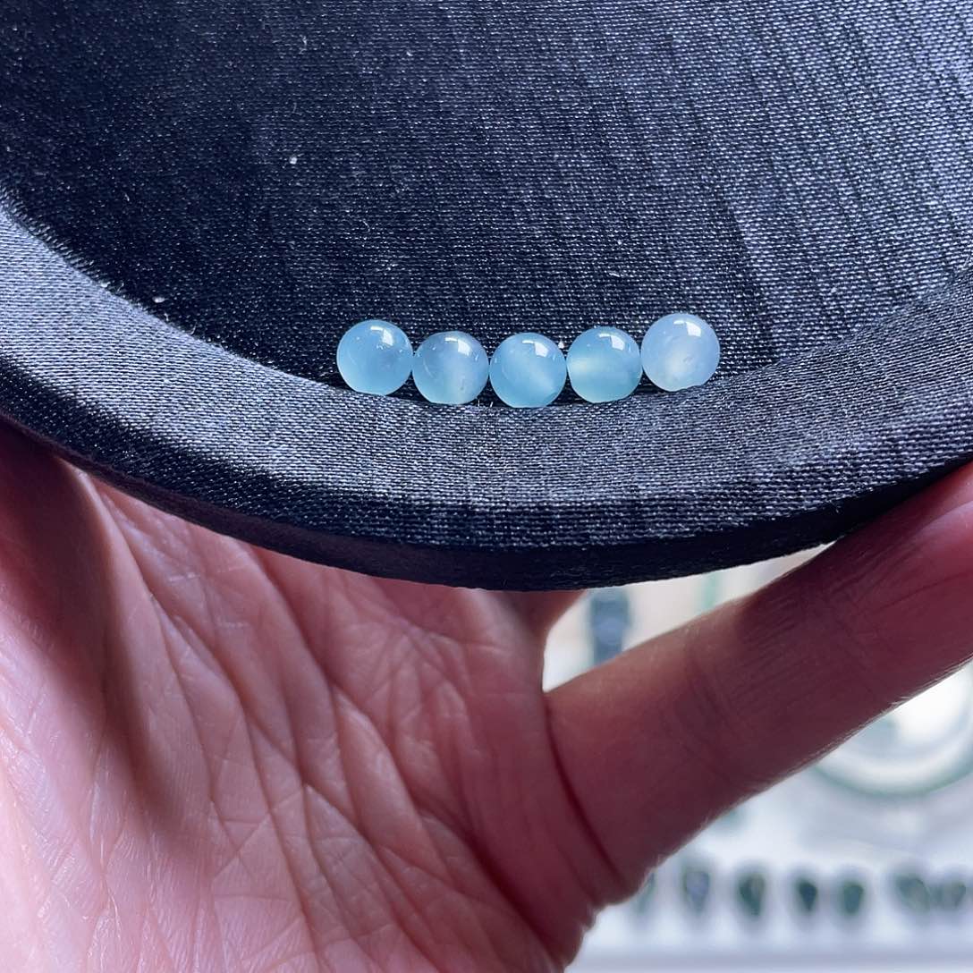 翡翠散珠天然A货翡翠卡5.6圆珠一组5颗