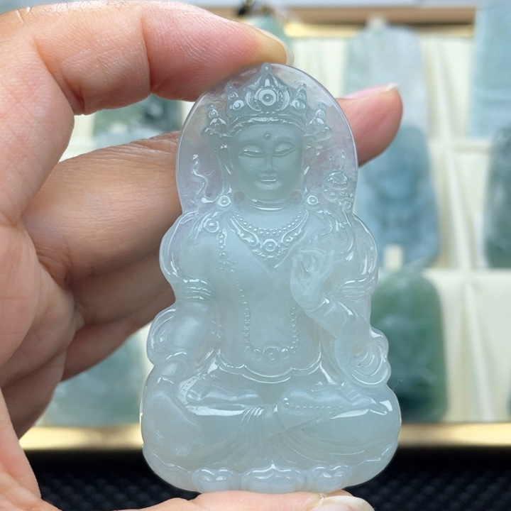 翡翠未镶嵌颈饰度母观音