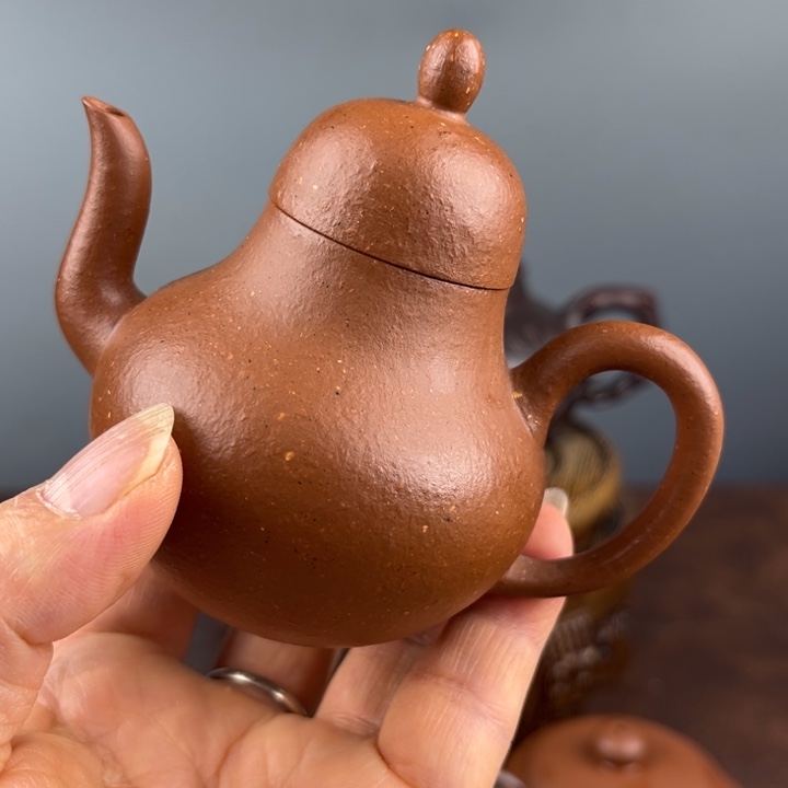 紫砂茶壶在干嘛你现在忙