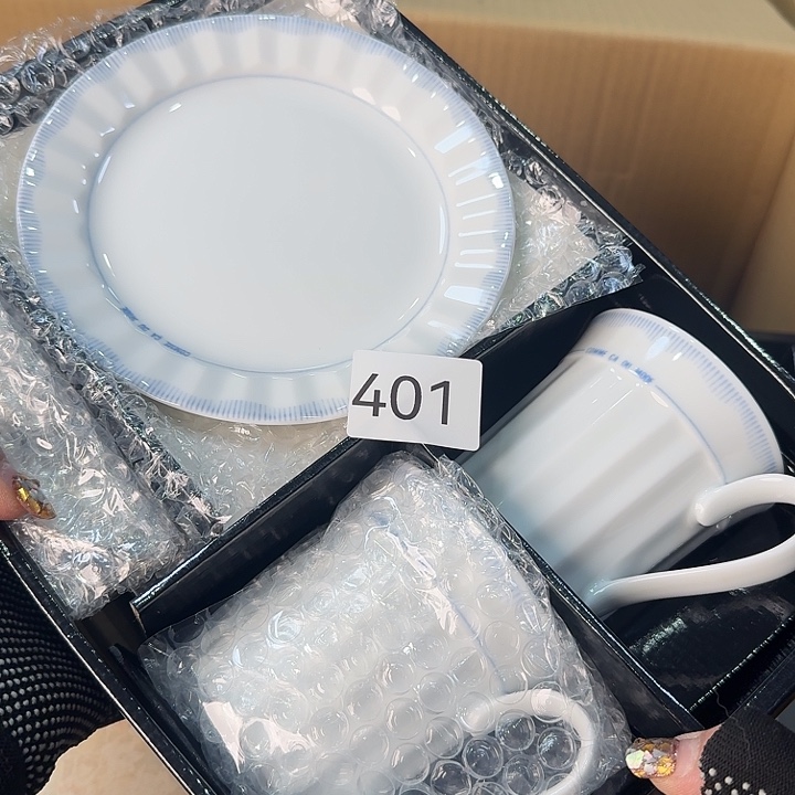 瓷片很好看的杯子