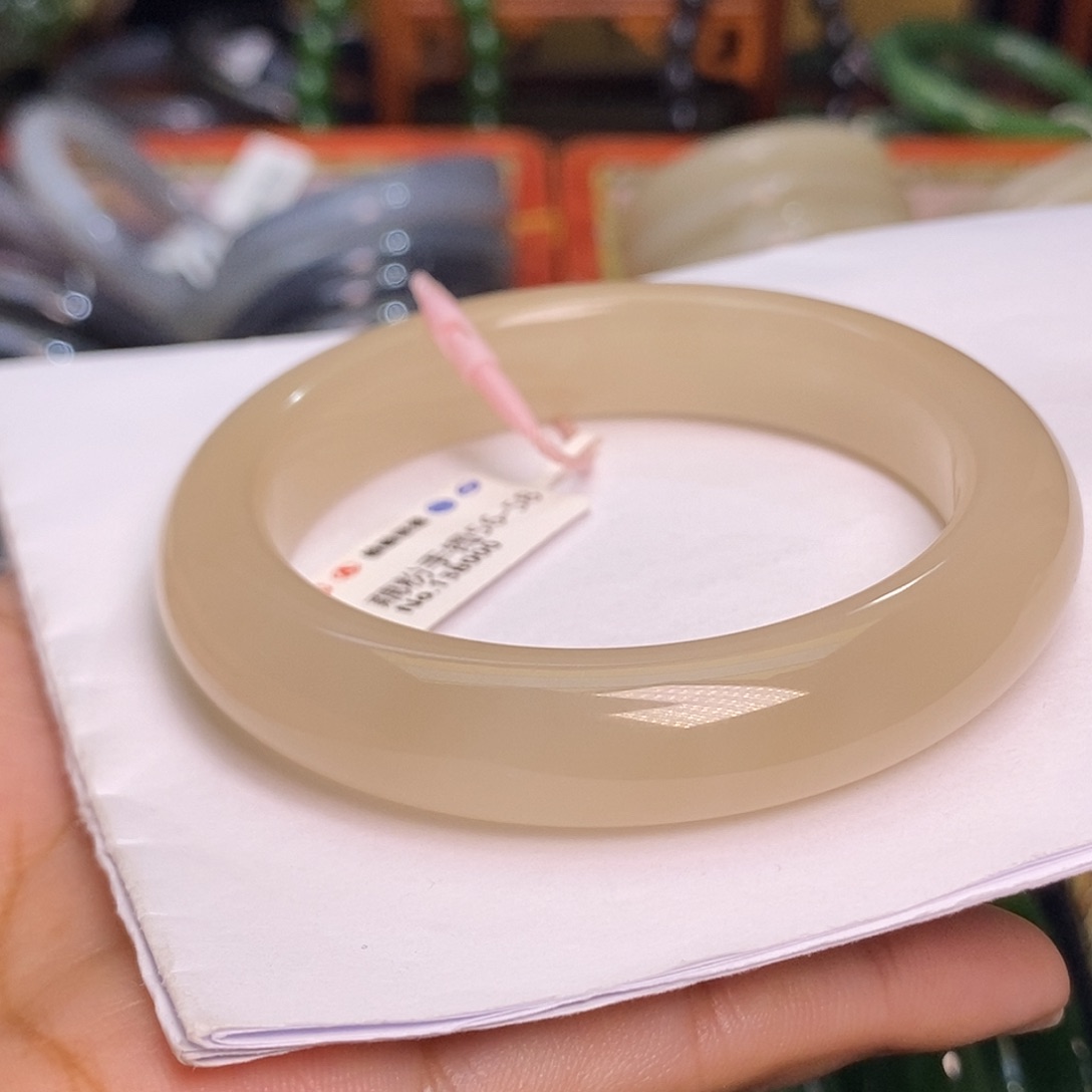 和田玉（碧玉）未镶嵌藕粉老料天花板收藏手镯58圈