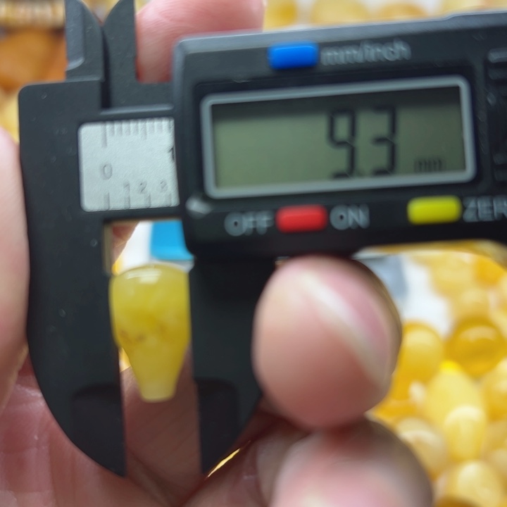 琥珀（矿物珀）裸石未镶嵌