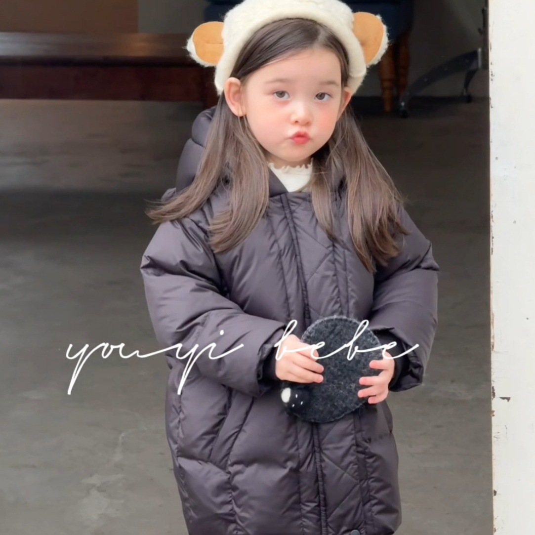 Momolii 茉茉哩 男女宝通用款 冬季纯黑耐脏中长款羽绒服