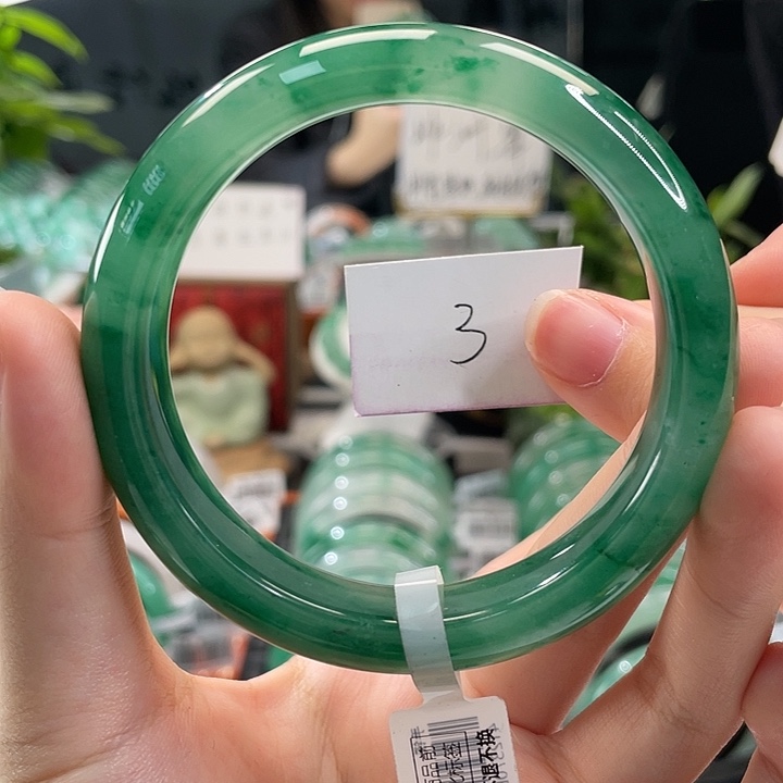 石英质玉手镯未镶嵌天然A货非洲翠手镯