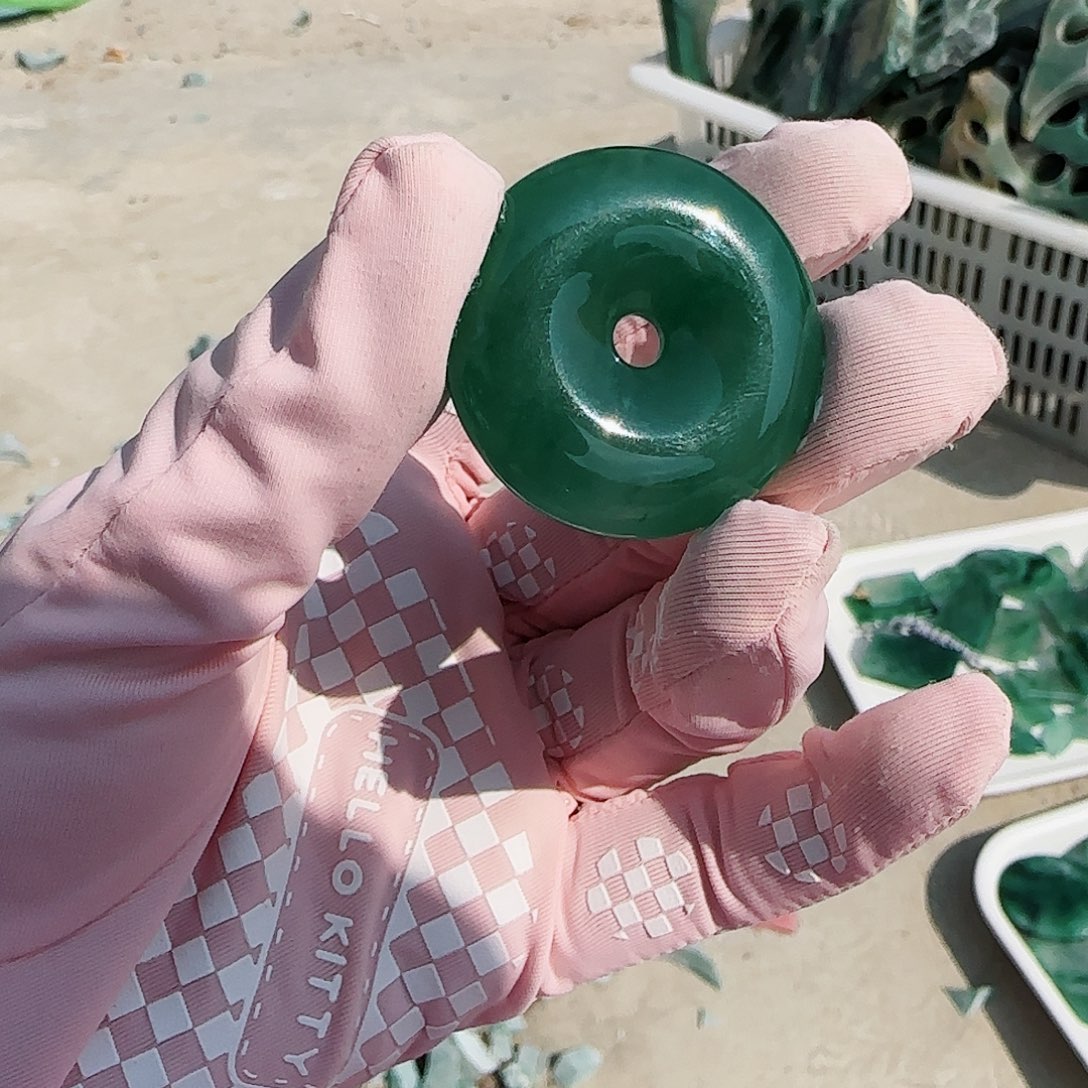 石英质玉颈饰未镶嵌清***流