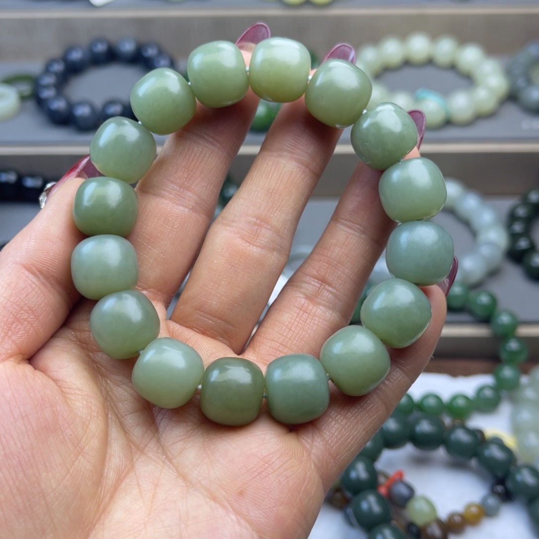 和田玉手链未镶嵌