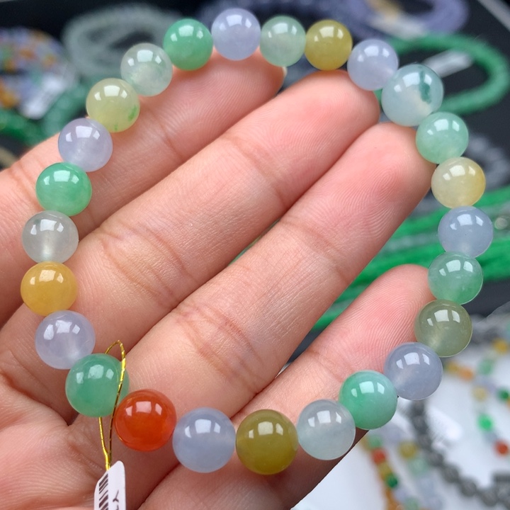 翡翠手镯未镶嵌卡