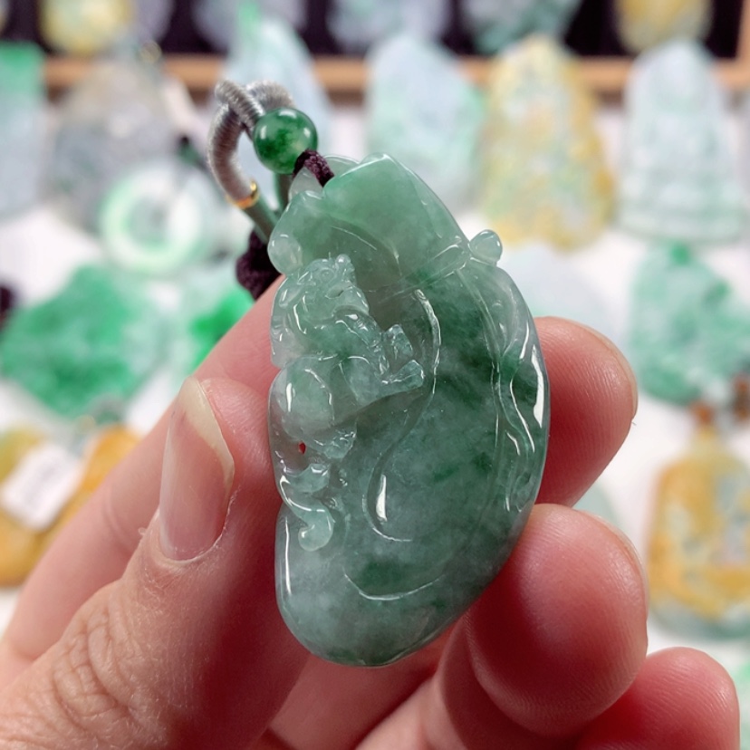 【闪购商品】翡翠吊坠(不含链)未镶嵌