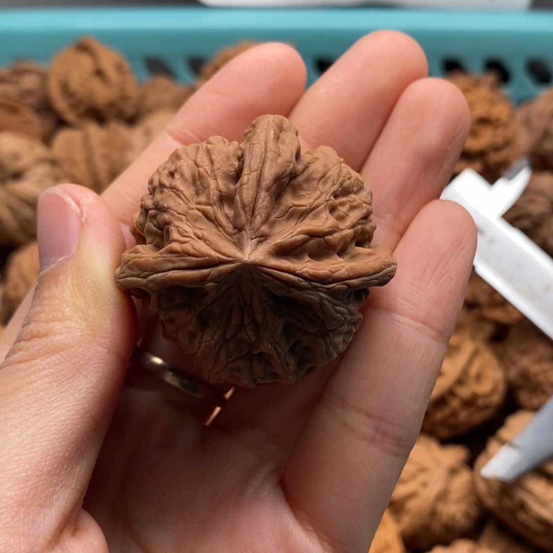 嗷***哦核桃定制商品不退不换