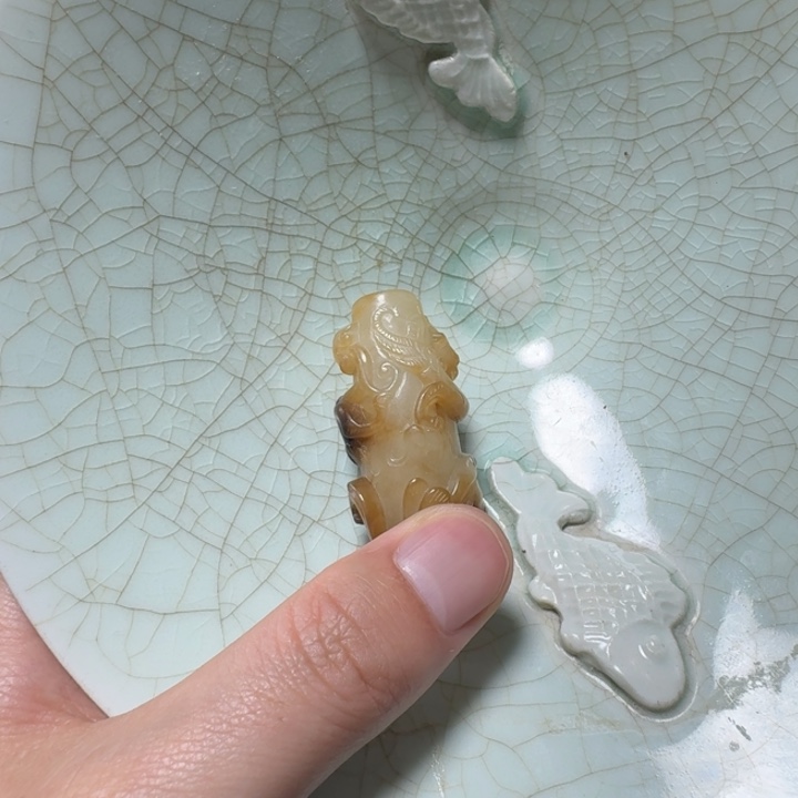 乐***姐瓷片双鱼青瓷开片大碗