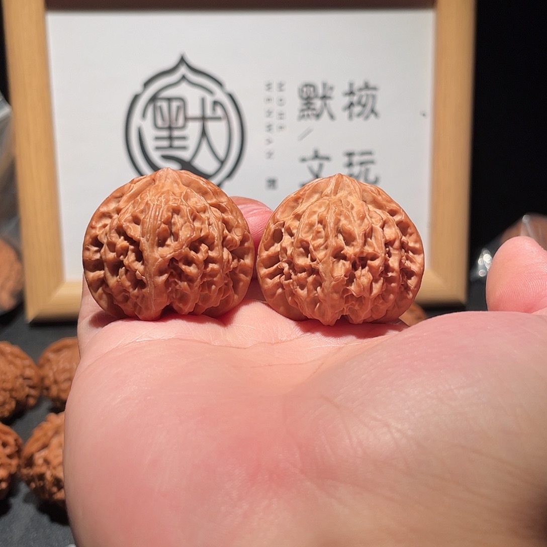 文玩核桃吊坠38全品汉高宫灯