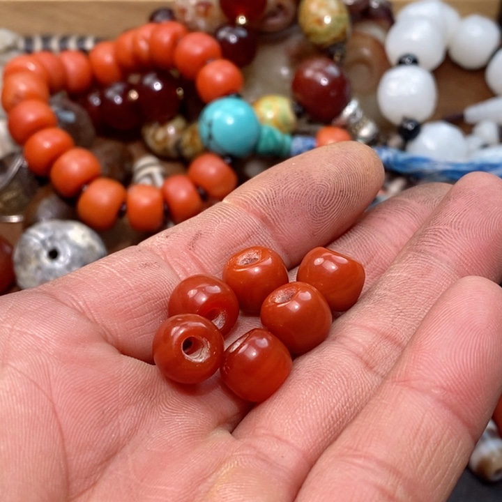 未镶嵌珠子玛瑙/玉髓白***亮