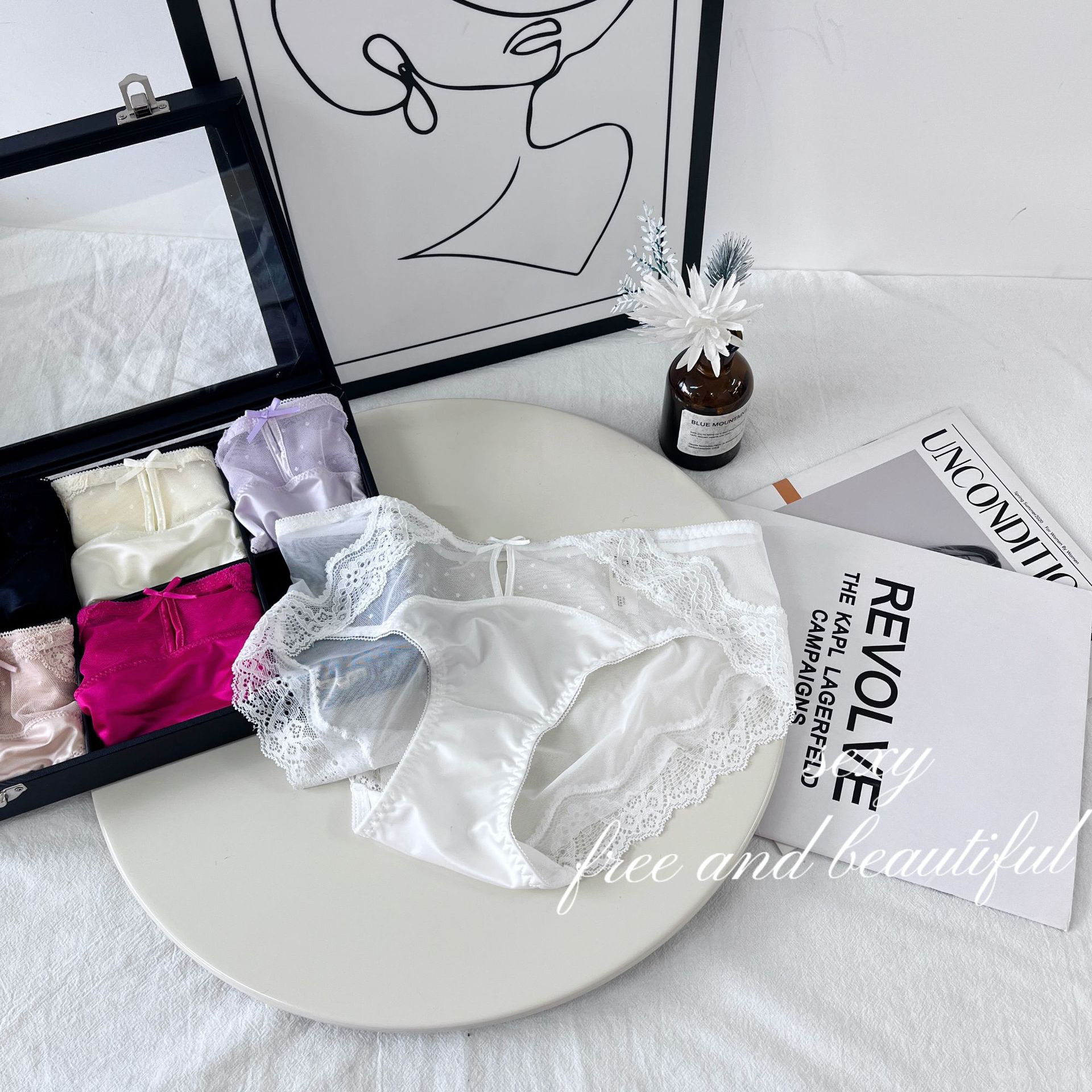 法式缎面蕾丝蝴蝶结纯欲风内裤女中腰性感透气无痕三角裤