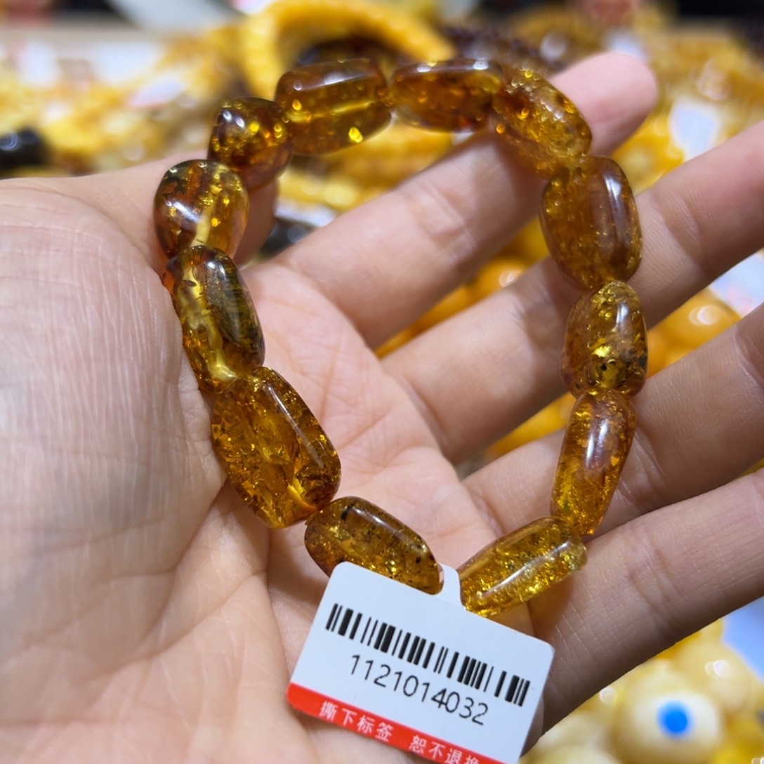 琥珀珠宝奇石未镶嵌