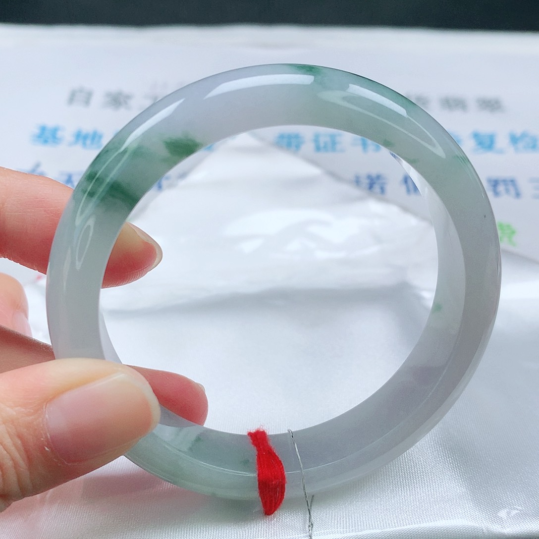 翡翠手镯未镶嵌56➕圈