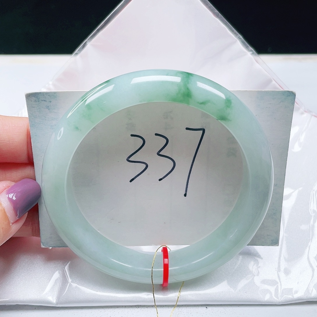 翡翠未镶嵌手镯缅甸翡翠61+