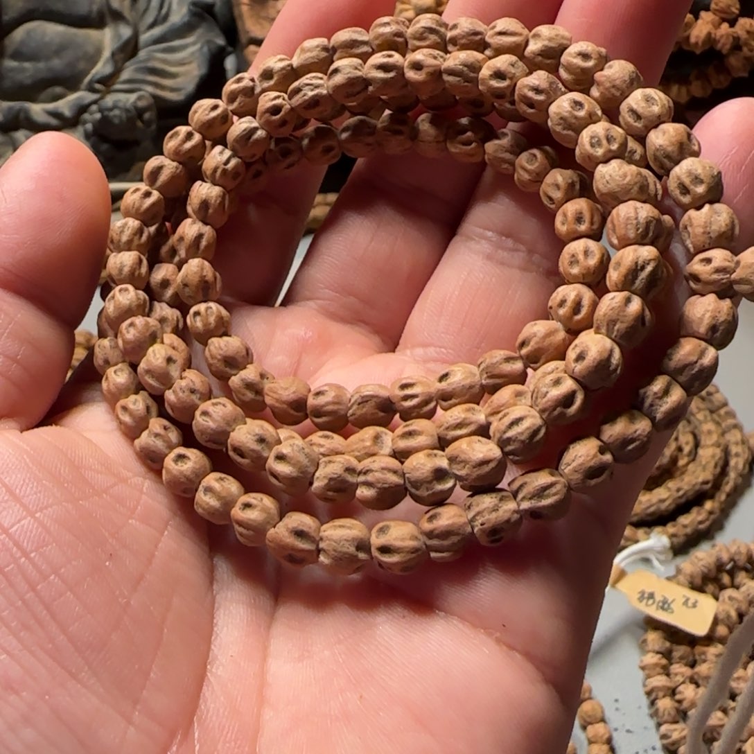 柏香籽/百香籽吊坠谨*