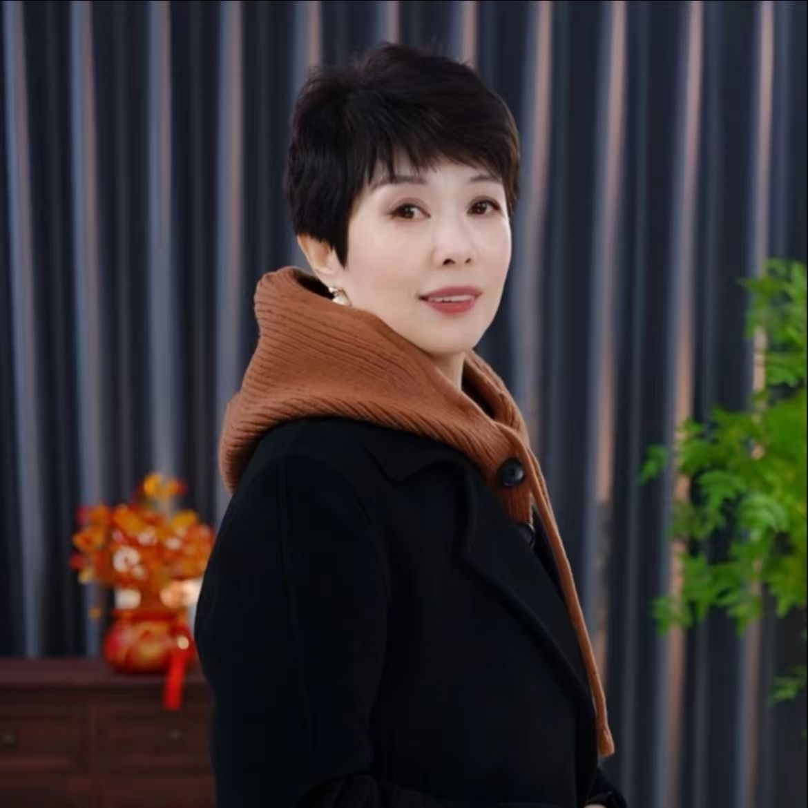 针织围巾帽一体克拉克拉法帽带纽扣女秋冬季韩版保暖护耳包头帽