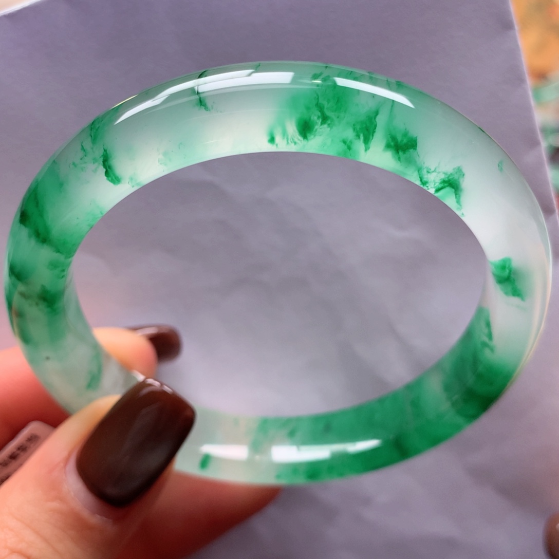 石英质玉未镶嵌手镯