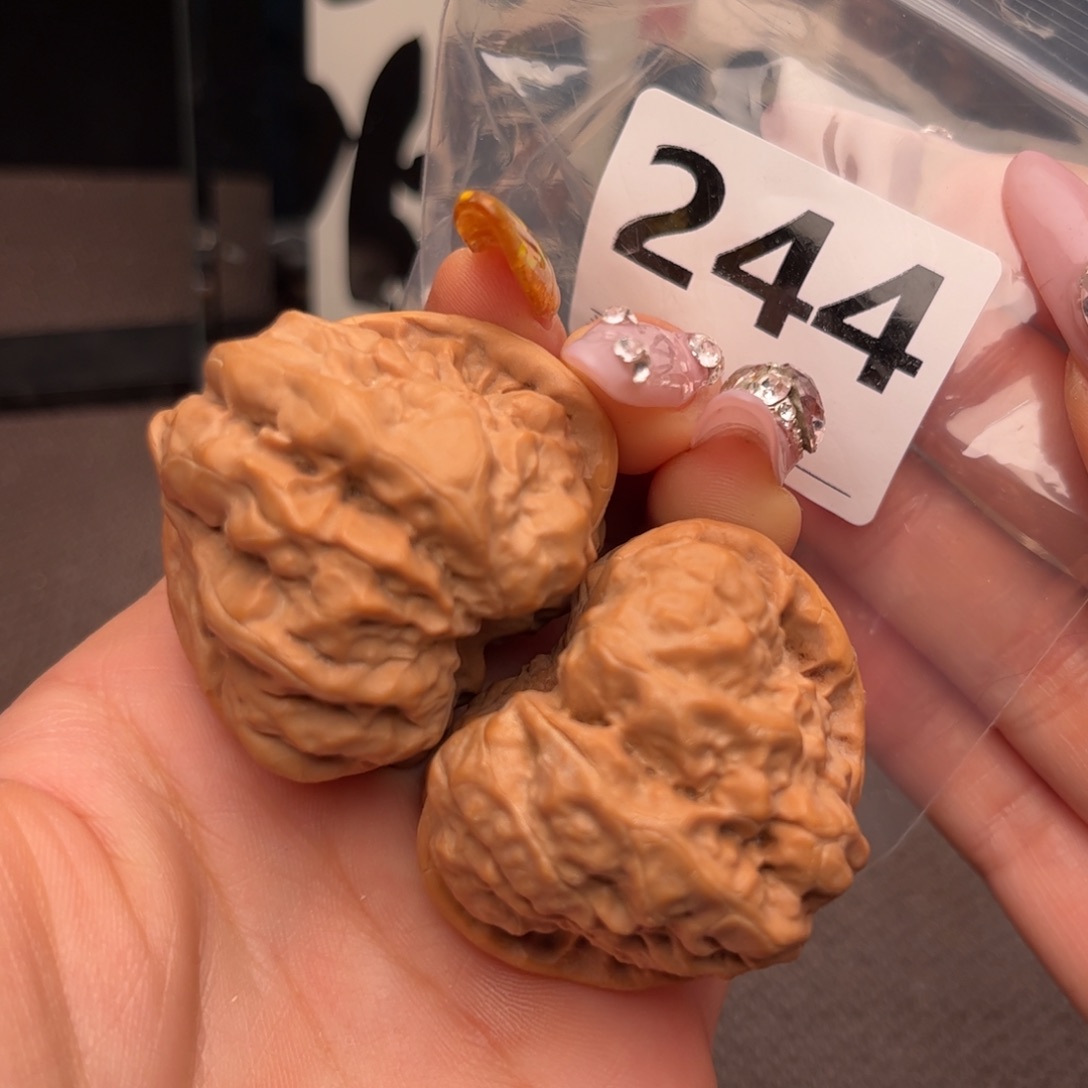 文玩核桃把件蛤蟆44