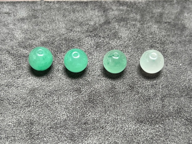 天然A货 非洲翠 圆珠卡10+mm 多样发其一