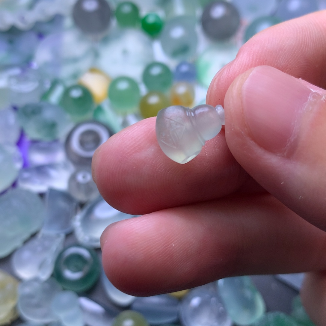 未镶嵌定制翡翠挂件