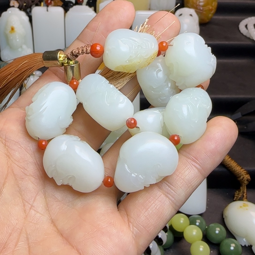 和田玉颈饰未镶嵌翘*