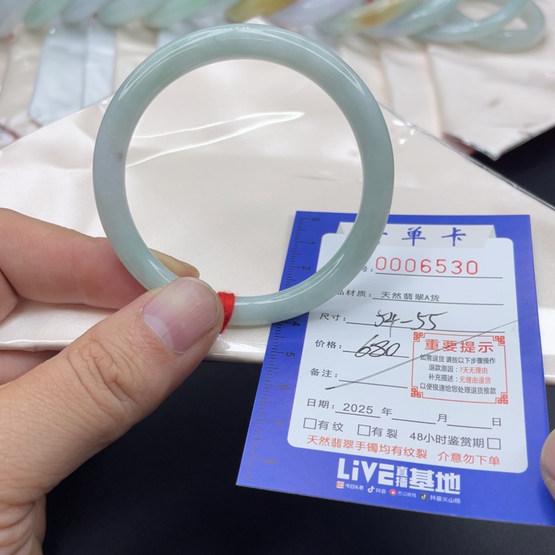 翡翠未镶嵌手镯翡翠手镯