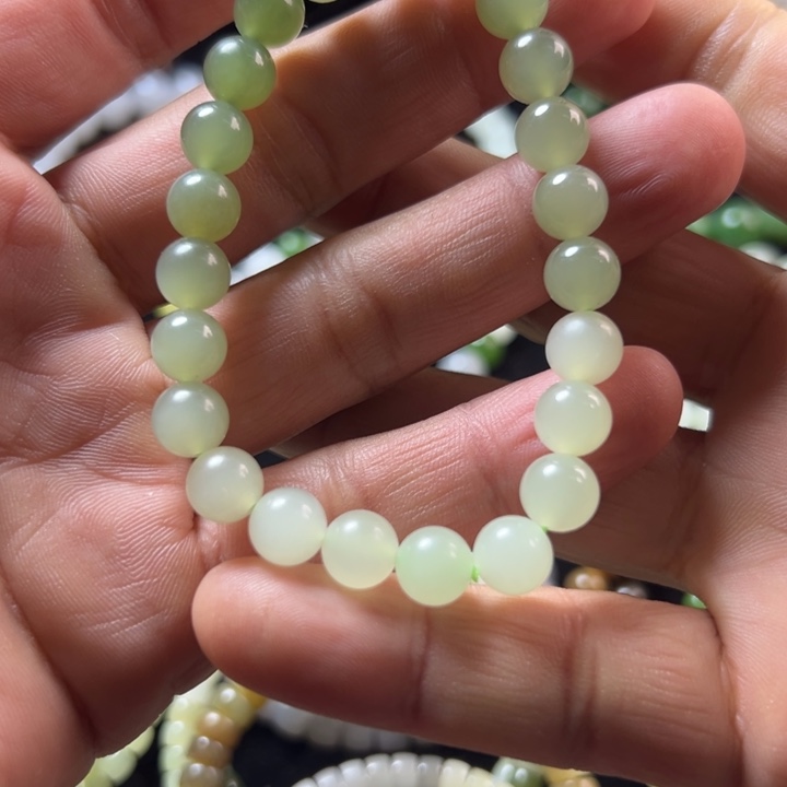 和田玉（糖玉）未镶嵌手链