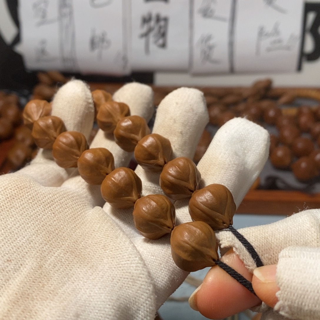 橄榄核手串6141精品4花蒜头小铁核15颗+鬼脸