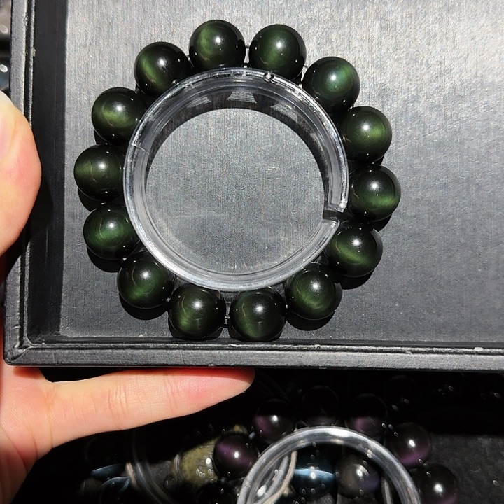 风***骤黑曜岩未镶嵌手链