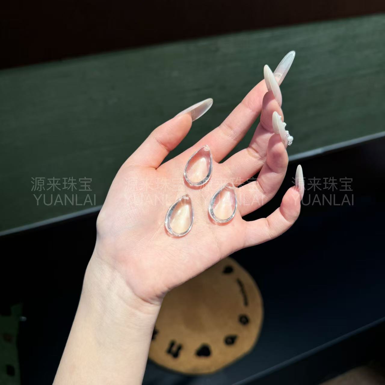 YY118*晶珠*白水晶水滴吊坠（多样性）