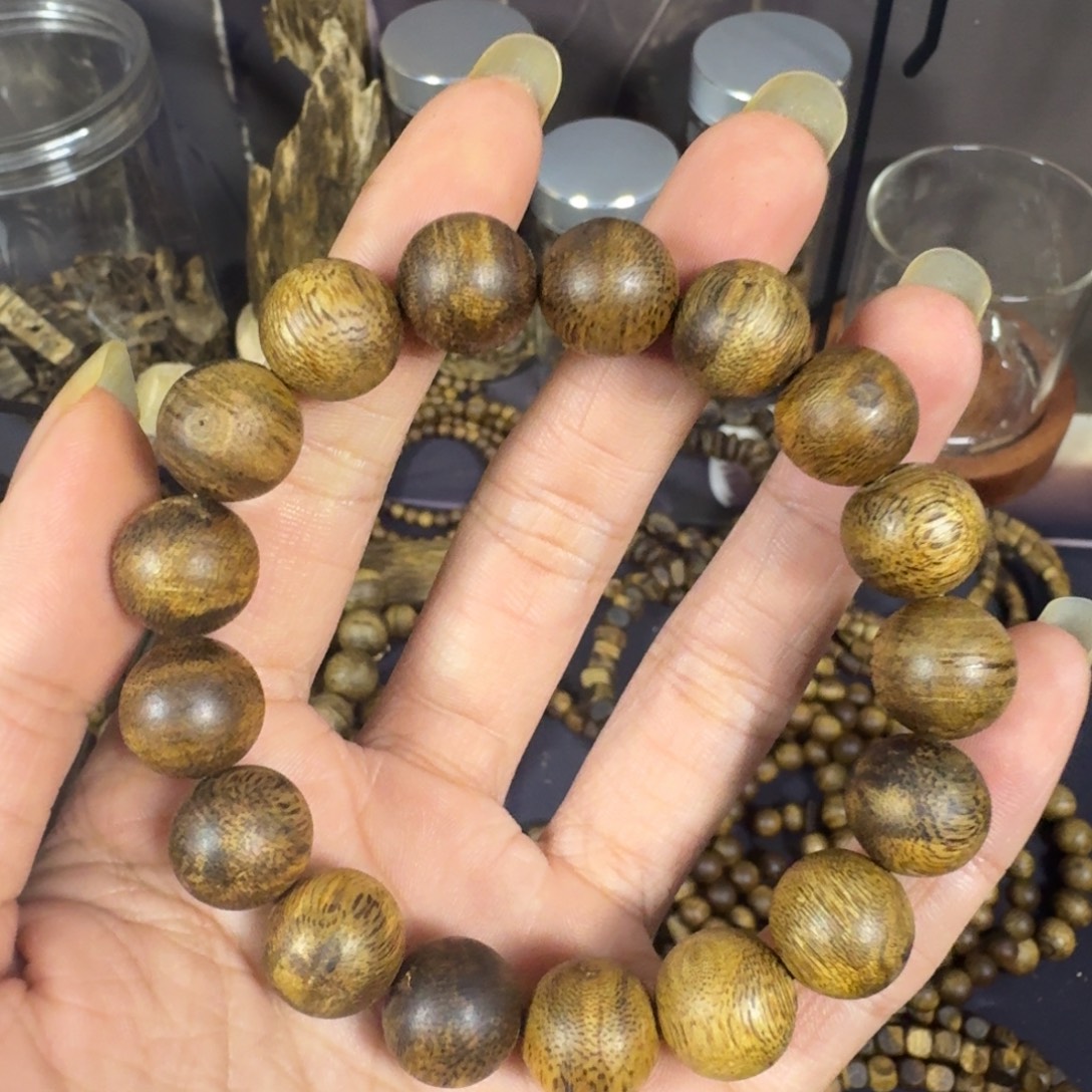 沉香沉香碎屑卡1.3单圈圆珠奇楠沉香手链