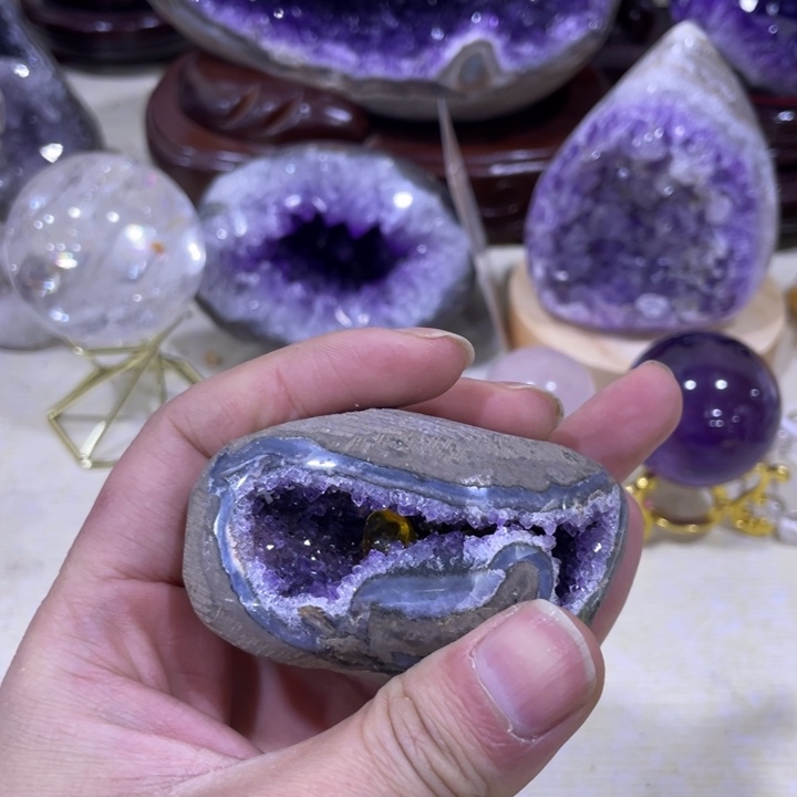 紫晶钱袋子未镶嵌