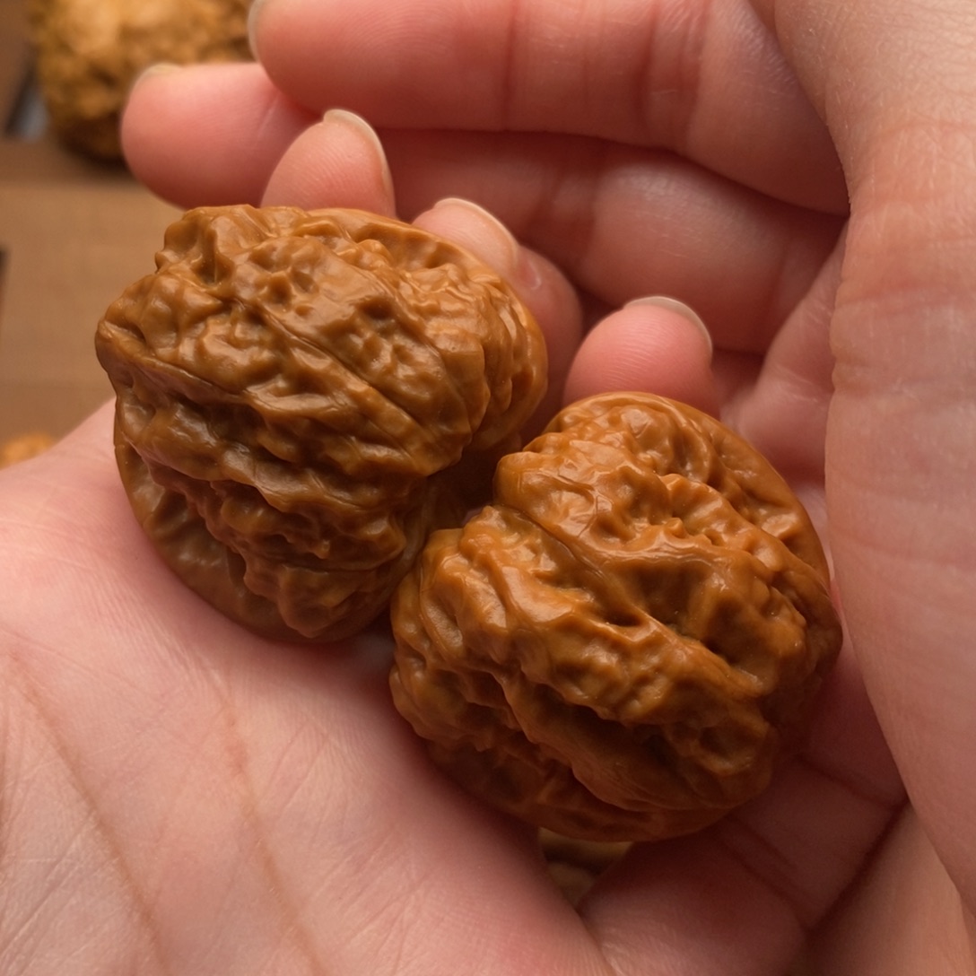 文玩核桃把件边34左右