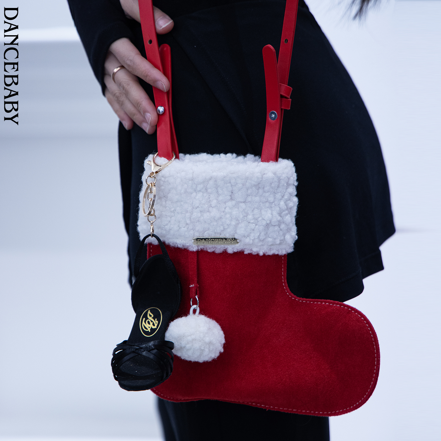 Dancebaby拉丁舞运动时尚斜跨小包包圣诞靴羊羔毛包包D90
