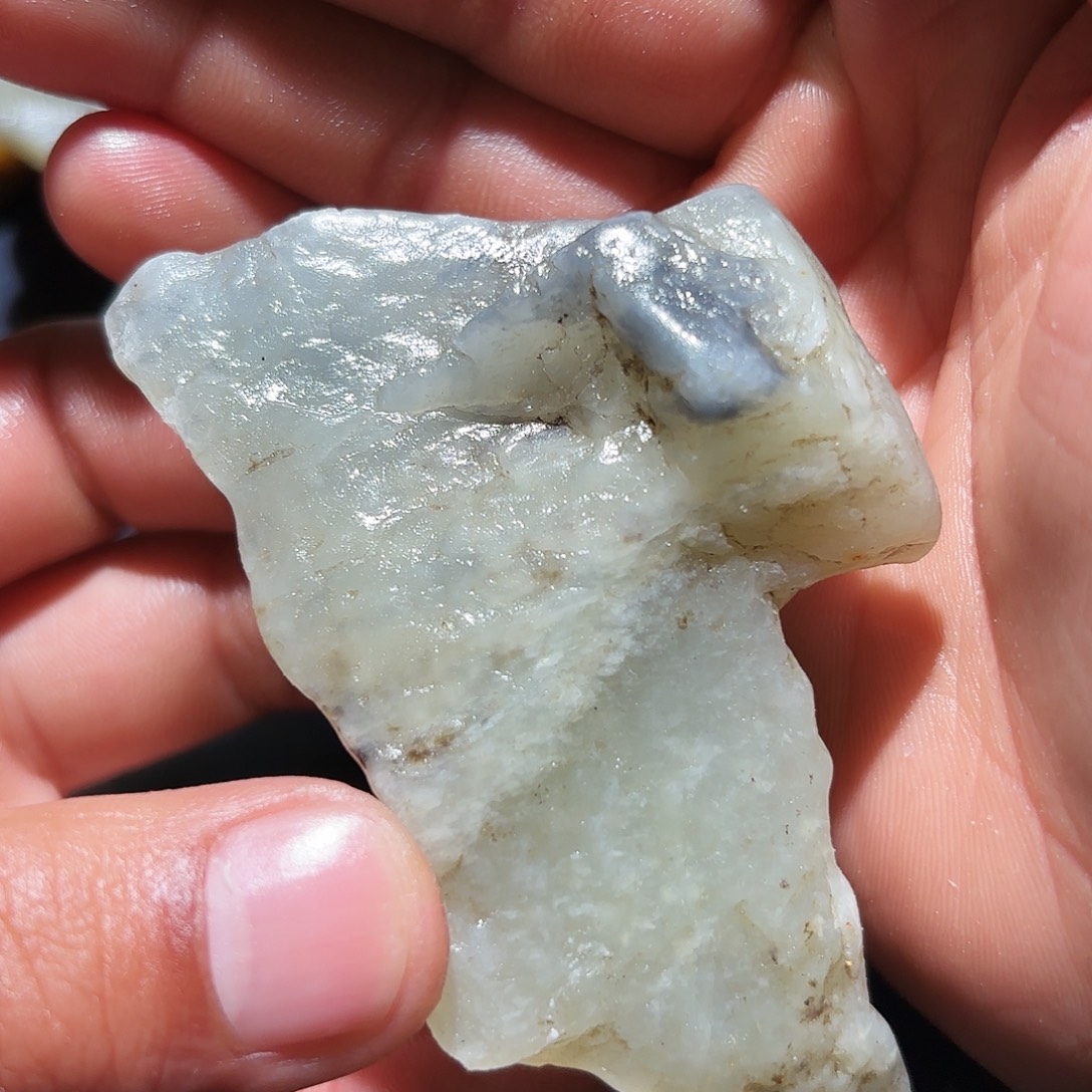 和田玉未镶嵌珠宝奇石