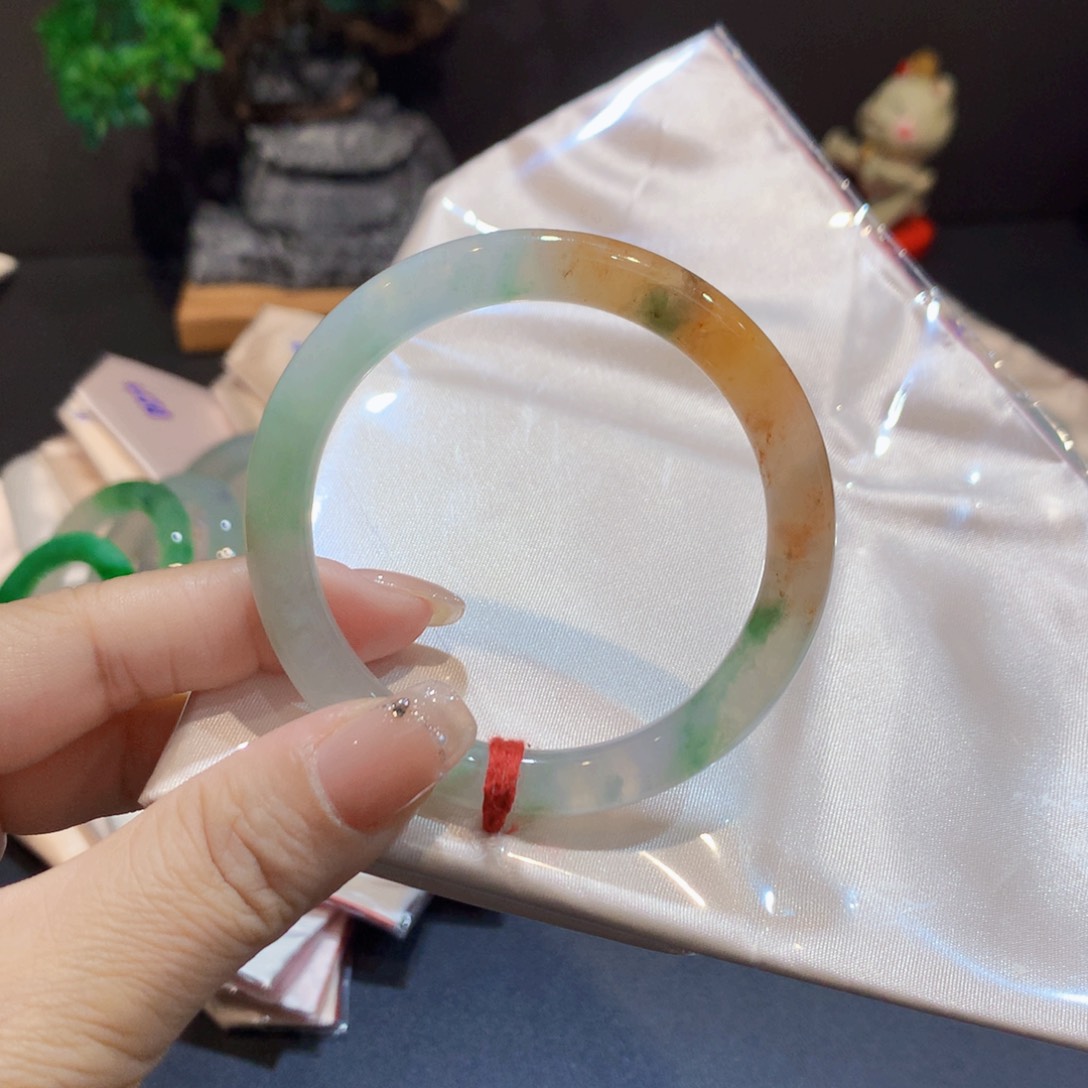 翡翠未镶嵌手镯翡翠手镯