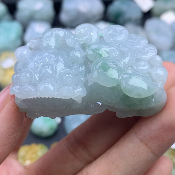 翡翠未镶嵌颈饰天然缅甸翡翠