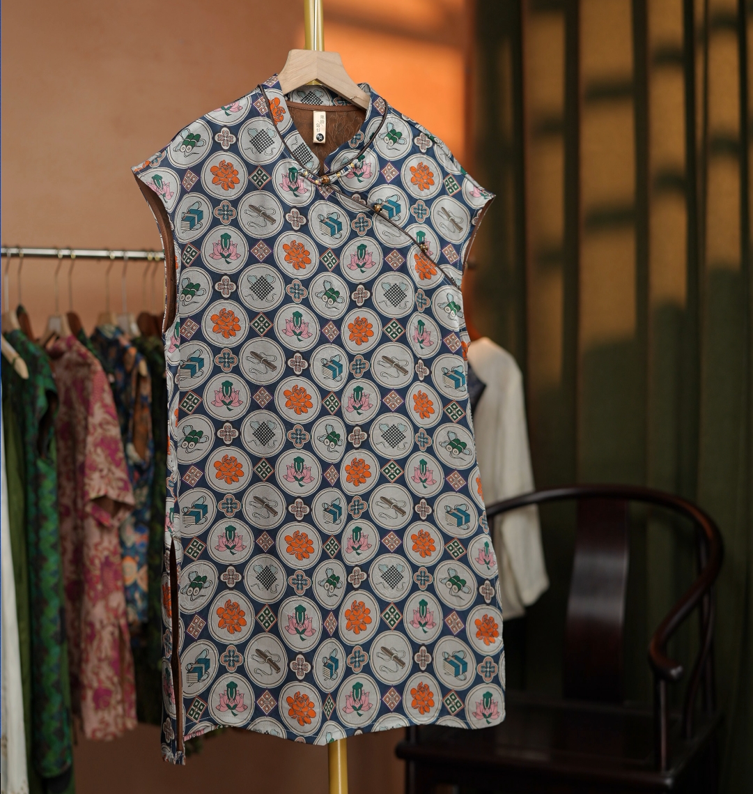 {笔墨纸砚}无袖奥黛宽松型女装提花盘扣背心斜襟民族风中国风