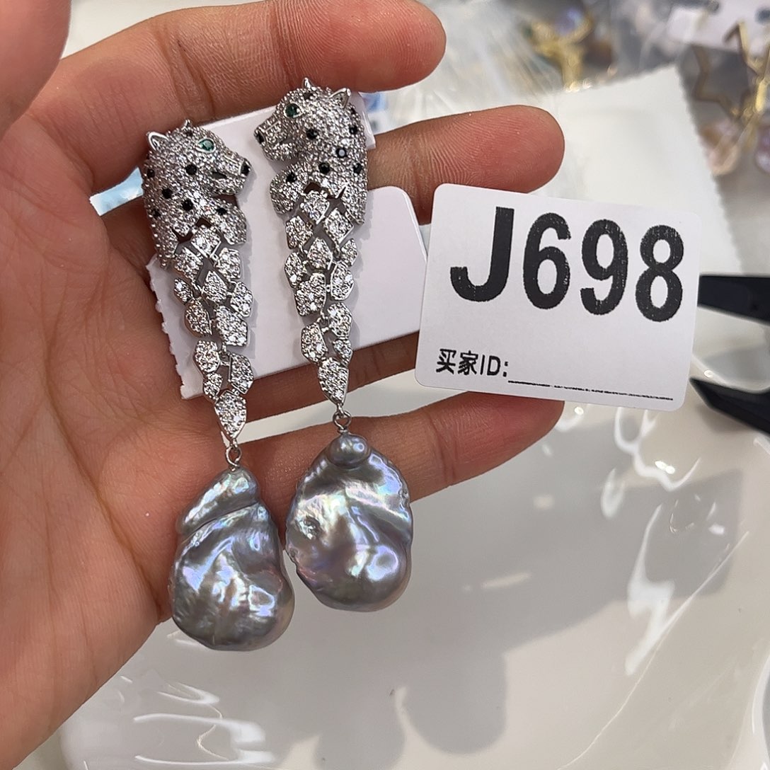 淡水珍珠耳饰合金