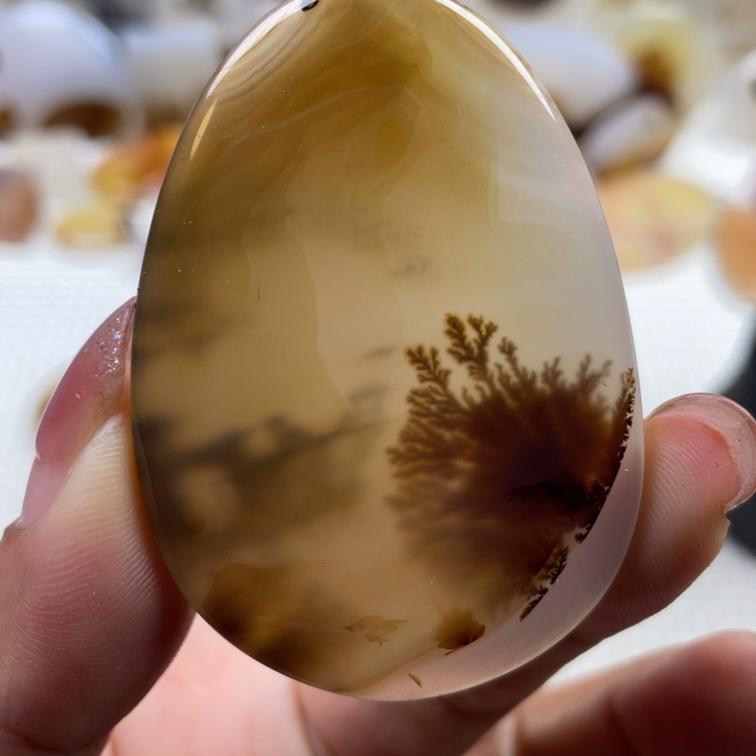 玛瑙/玉髓未镶嵌颈饰