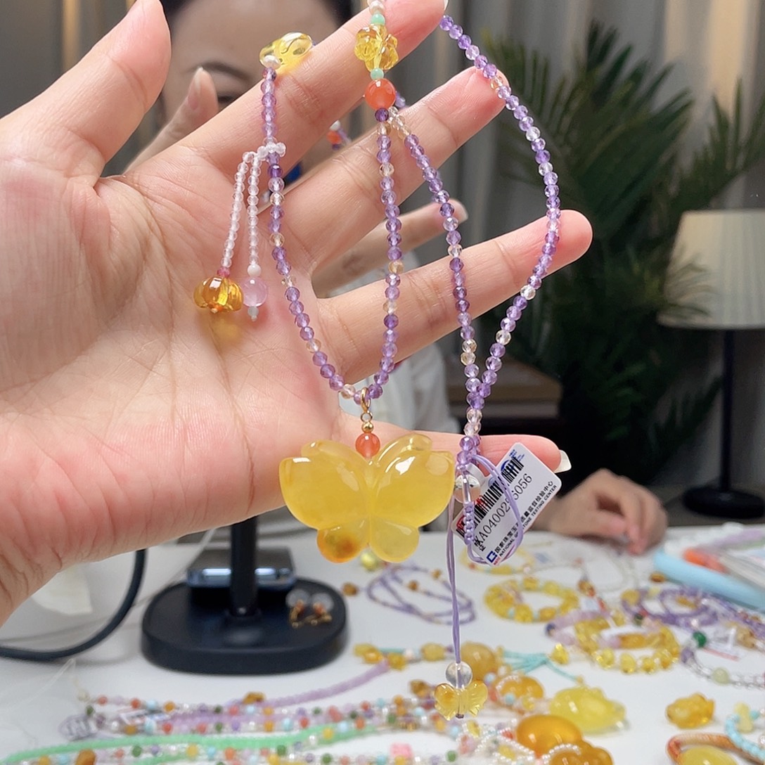 未镶嵌琥珀裸石蜜蜡吊坠