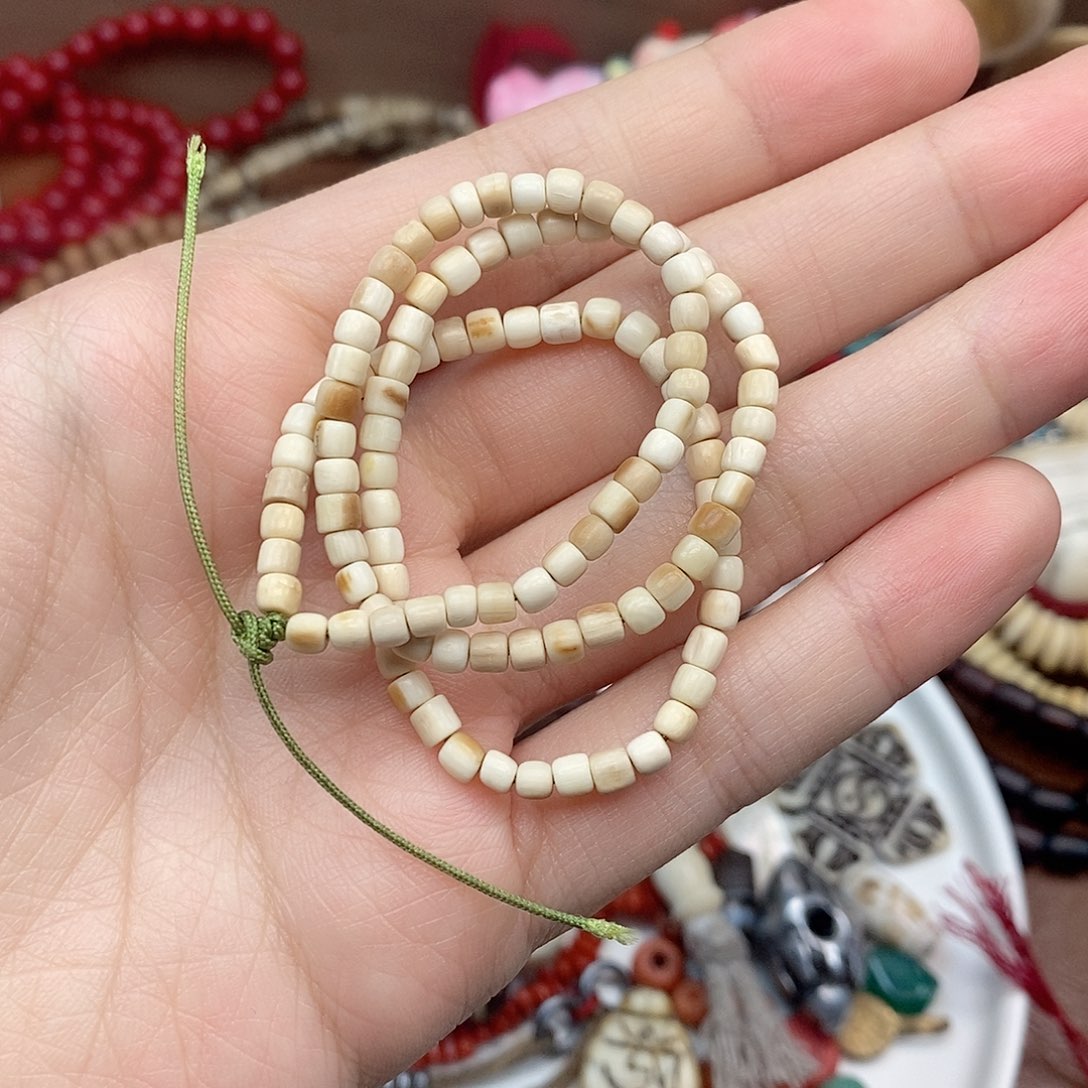 滴血莲花菩提吊坠