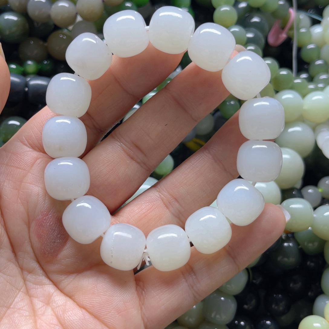 和田玉手链未镶嵌