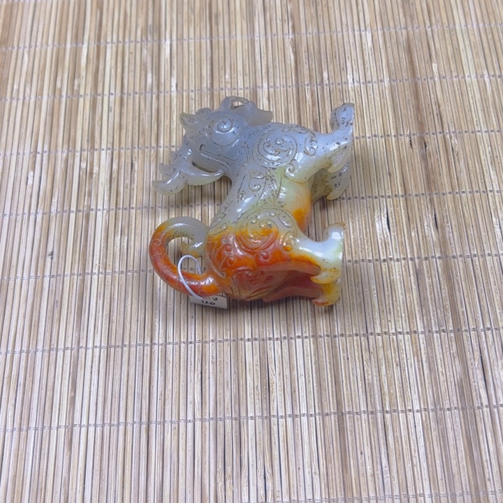 和田玉未镶嵌摆件吾**水