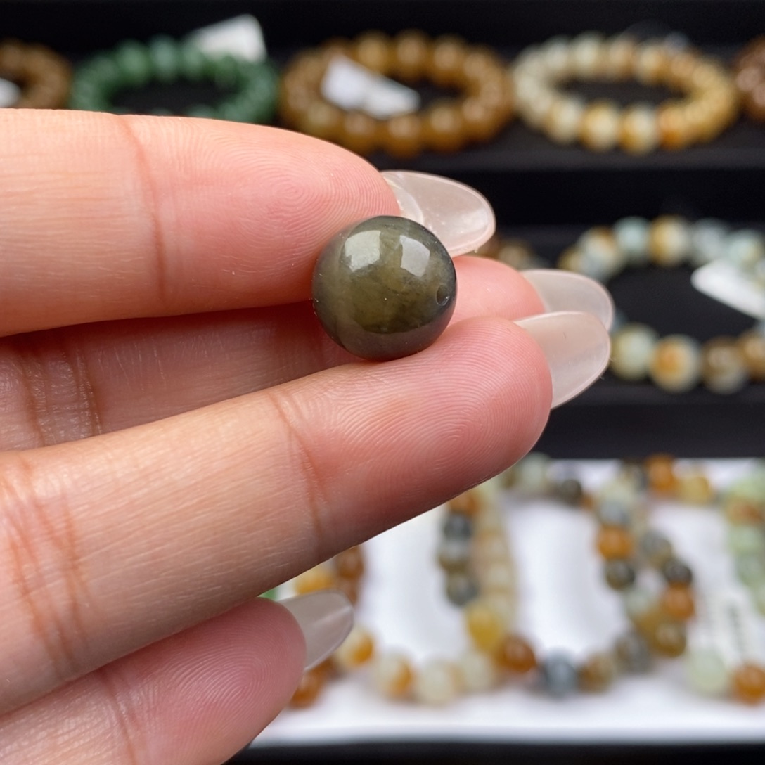 和田玉未镶嵌单珠