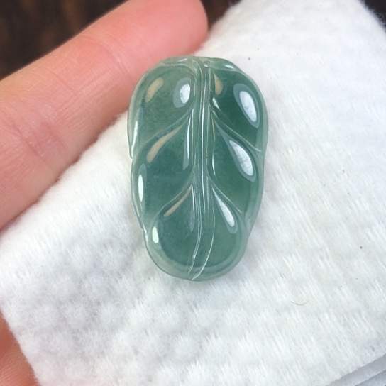 翡翠未镶嵌颈饰缅甸A货，每天下午1点半开播